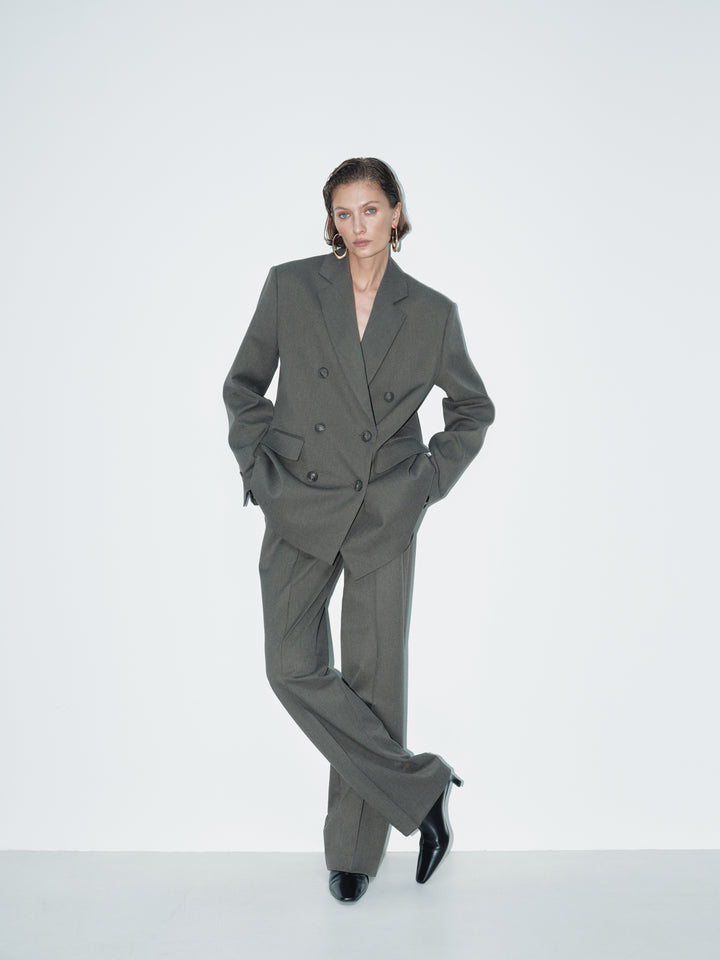 Straight-cut trousers