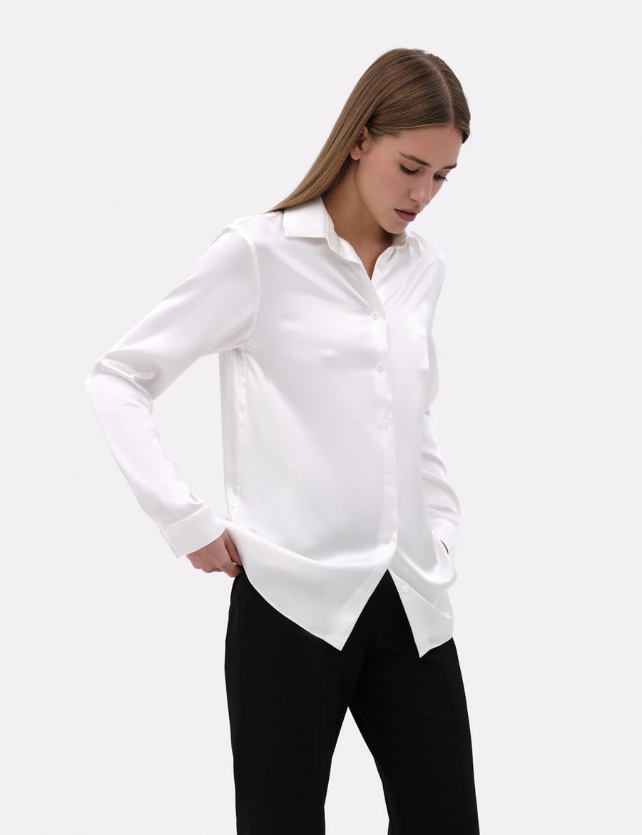 Milky straight-cut viscose blouse