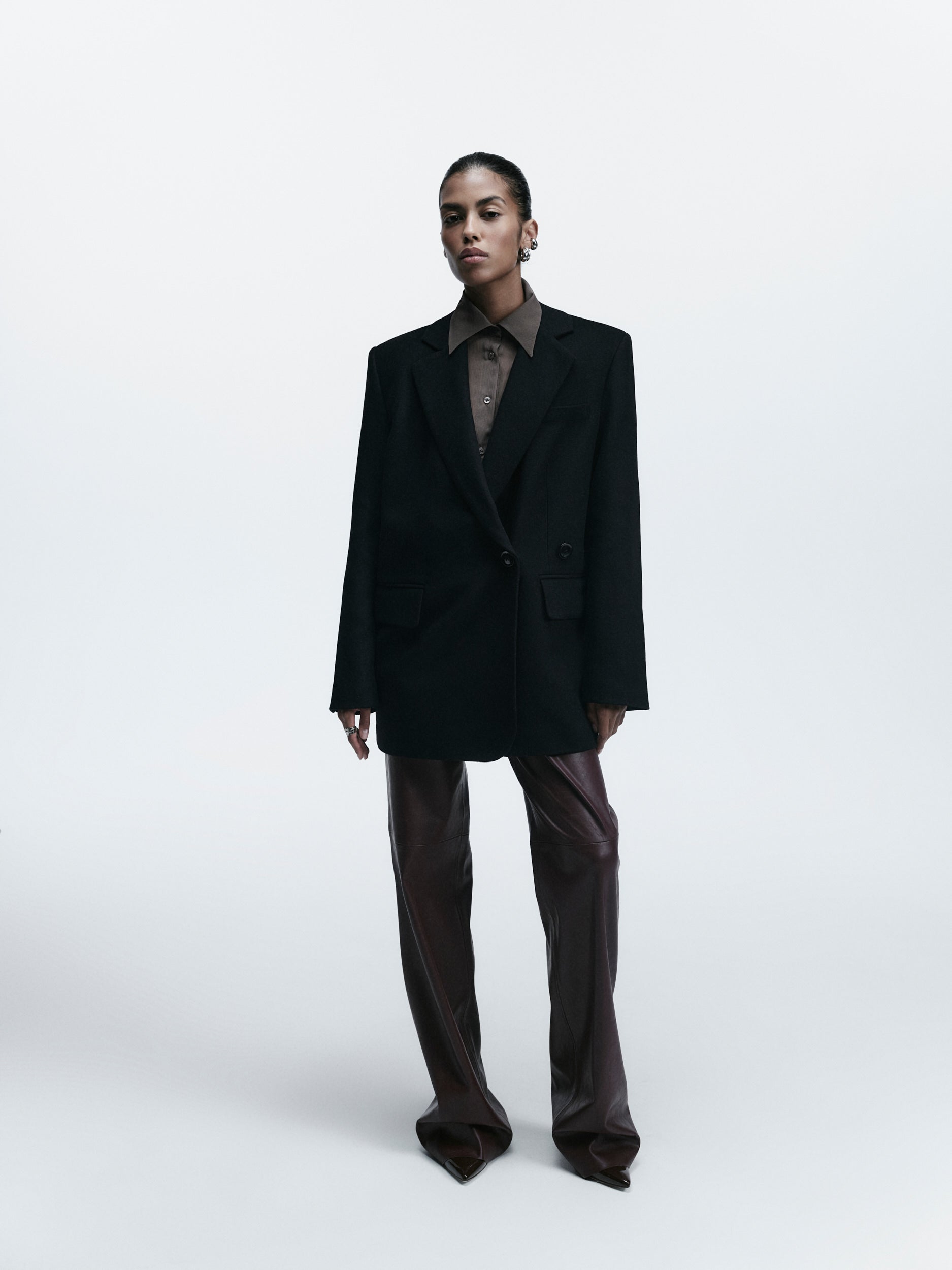 Short woolen coat