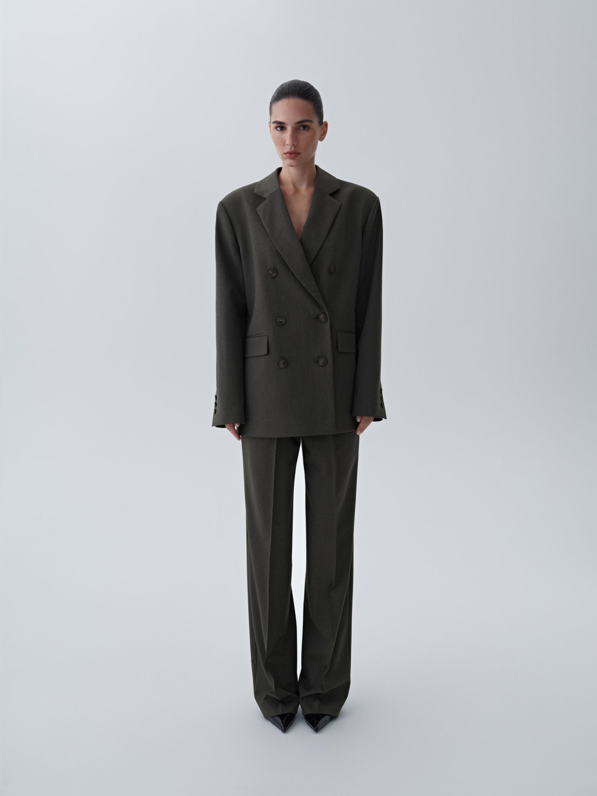Straight-cut trousers