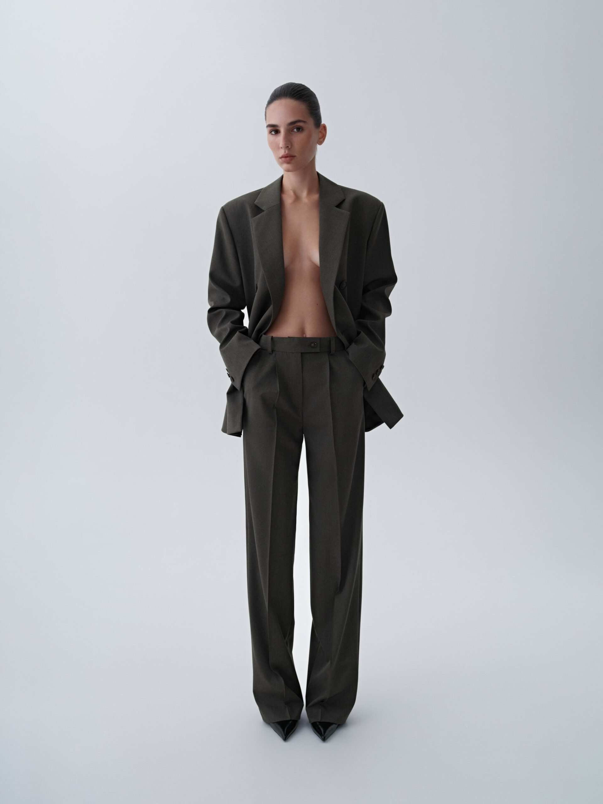 Straight-cut trousers