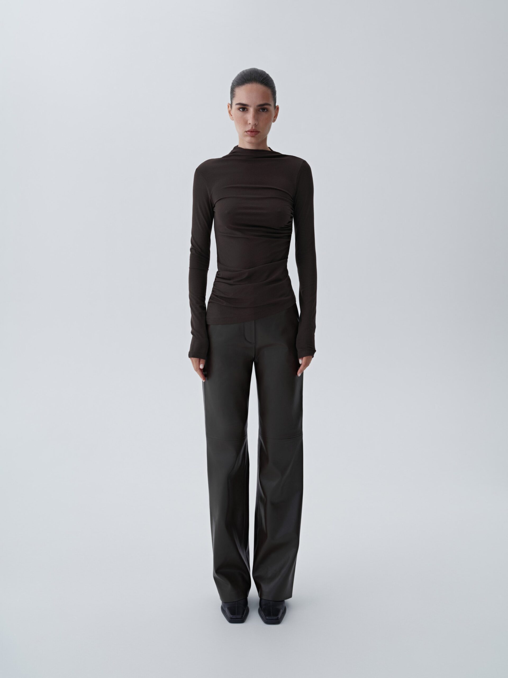 Eco-leather high-waisted "Straight" trousers